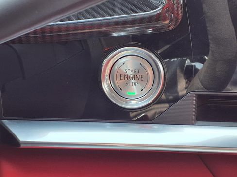 Used 2022 Chevrolet Corvette Stingray Premium Cpe w/ 3LT image 25