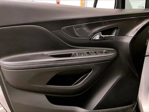 Used 2019 Buick Encore Sport Touring AWD/4WD image 22