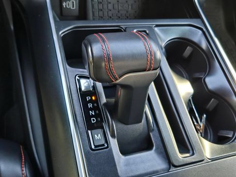 Used 2025 Ford F150 Raptor AWD/4WD image 18