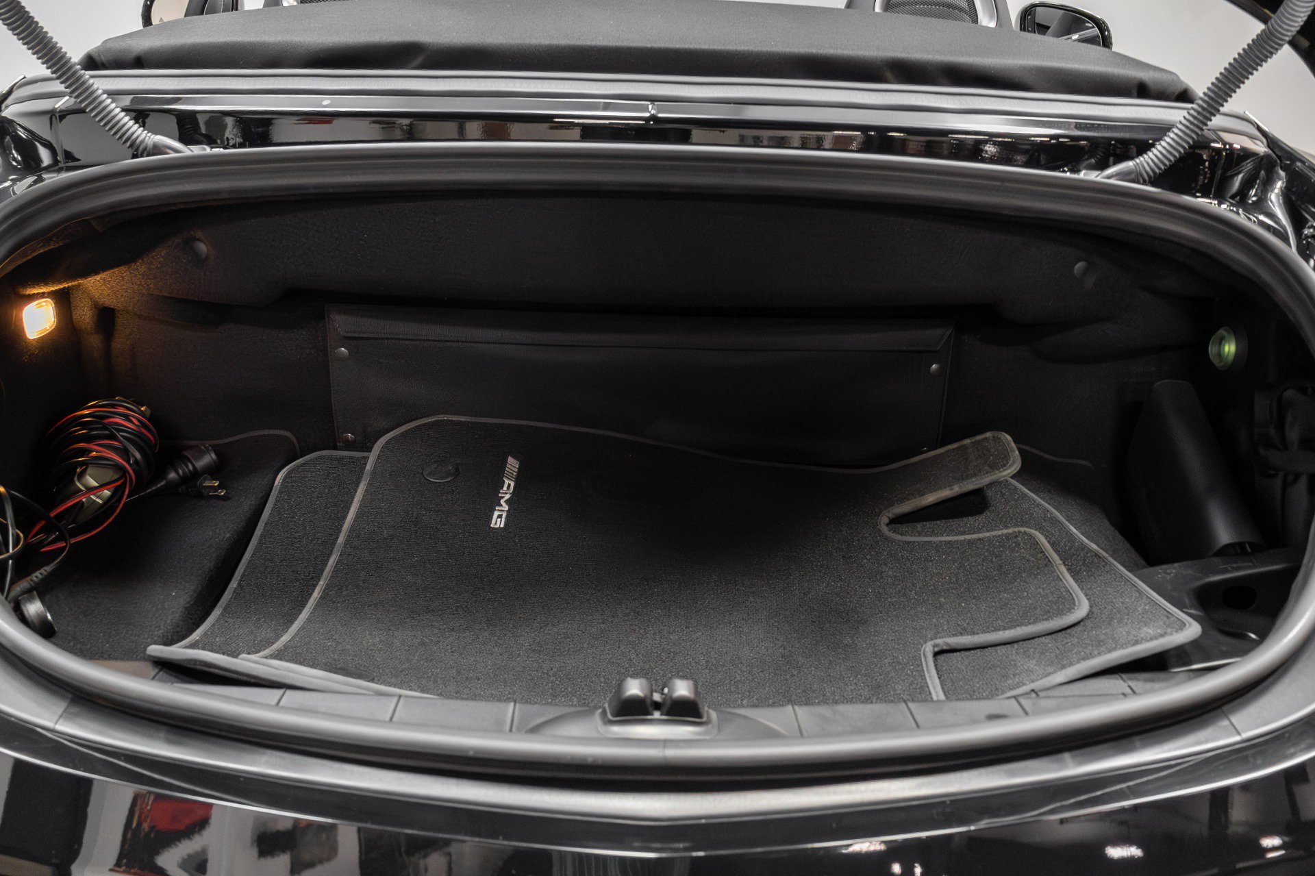 Used 2012 Mercedes-Benz SLS AMG Roadster image 34