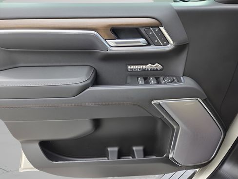 New 2026 Chevrolet Silverado 1500 High Country AWD/4WD image 24