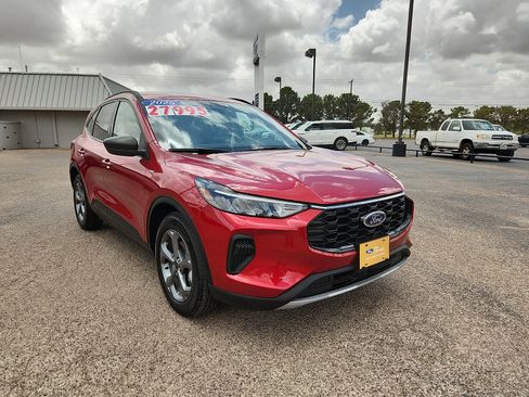 Certified 2025 Ford Escape ST-Line FWD image 1