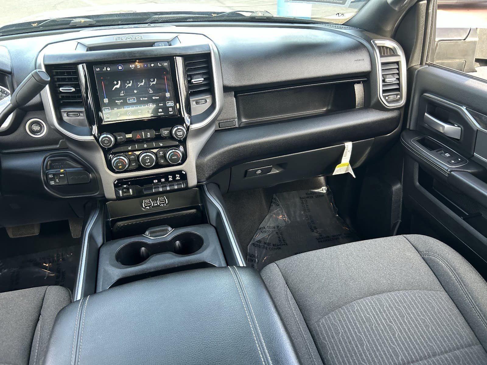 Used 2024 RAM 3500 Big Horn w/ Sport Appearance Package AWD/4WD image 19