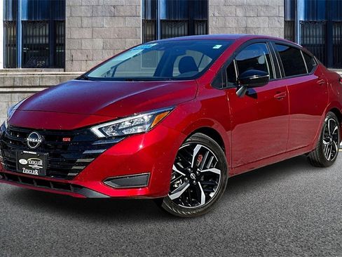 Used 2024 Nissan Versa SR w/ Trunk Package image 2