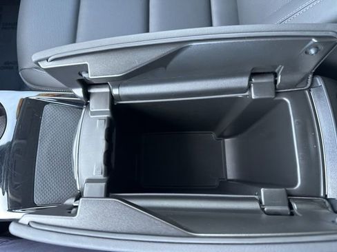 Used 2025 Buick Envision Preferred image 30