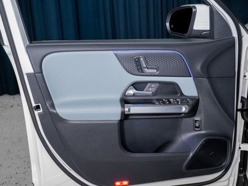 Certified 2026 Mercedes-Benz GLB 250 image 11