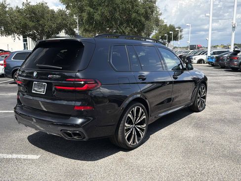 Used 2025 BMW X7 M60i w/ M Sport Professional Package AWD/4WD image 4