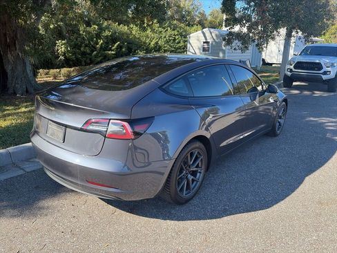 Used 2023 Tesla Model 3 Standard Range image 3