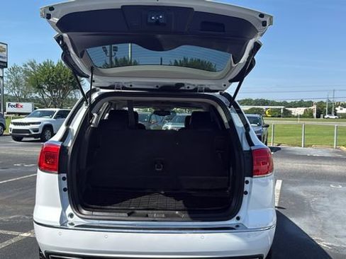 Used 2016 Buick Enclave Leather AWD/4WD image 10