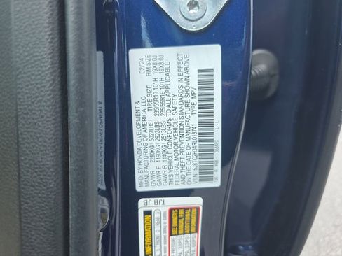 Used 2024 Acura RDX SH-AWD image 36