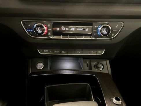 Used 2024 Audi Q5 2.0T Premium Plus image 32