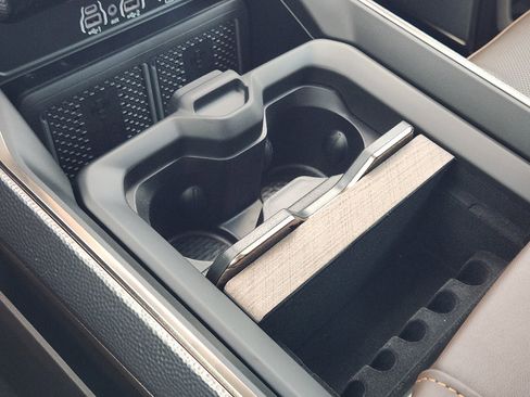 New 2026 RAM 2500 Limited image 15