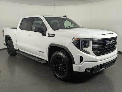 Used 2024 GMC Sierra 1500 Elevation w/ LPO, Elevation Black Package AWD/4WD image 2