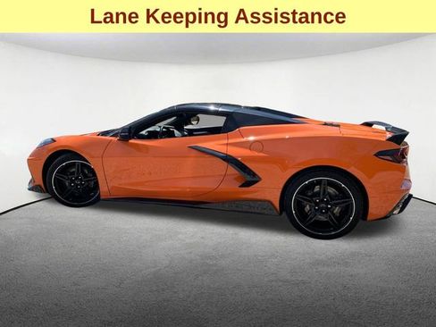 Used 2024 Chevrolet Corvette Stingray Premium Conv w/ Z51 Performance Package RWD image 6