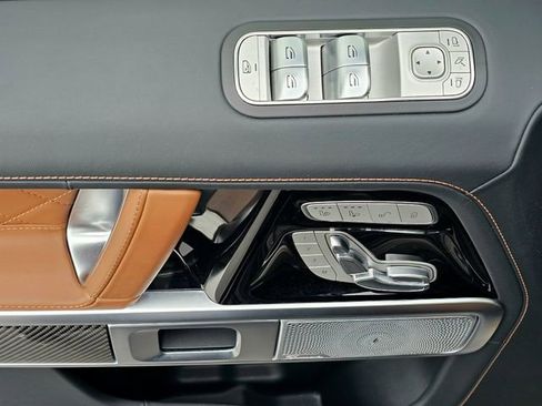 Certified 2025 Mercedes-Benz G 63 AMG 4MATIC image 26