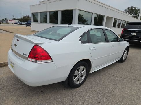 Used 2010 Chevrolet Impala LT w/ Luxury Edition Package FWD image 5