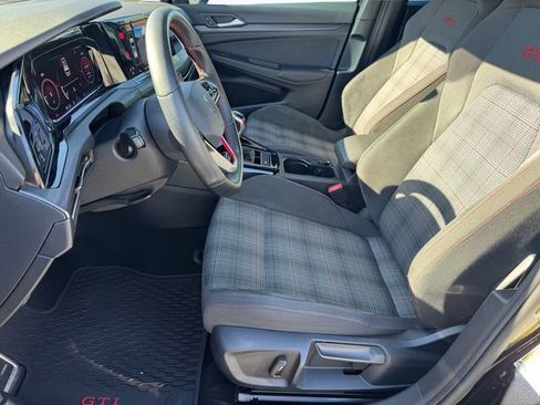 Used 2023 Volkswagen GTI SE w/ Golf Protection Package image 7