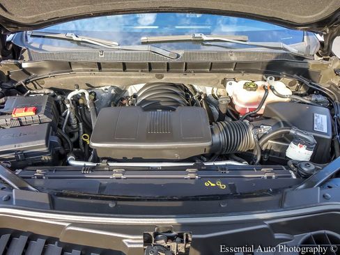 Used 2021 Chevrolet Suburban High Country AWD/4WD image 30