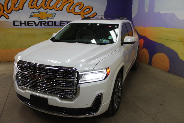Used 2020 GMC Acadia Denali w/ GMC Pro Grade Package AWD/4WD image 4