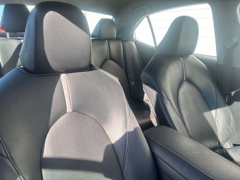 Used 2023 Toyota Camry XSE image 17