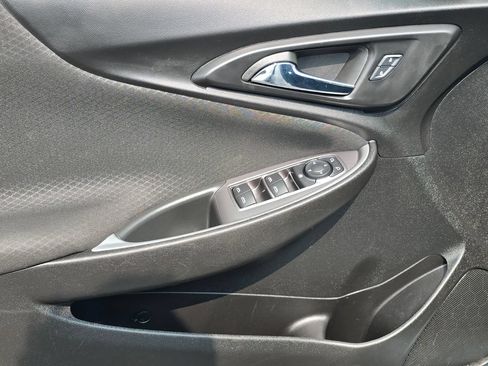 Certified 2025 Chevrolet Malibu LT FWD image 10
