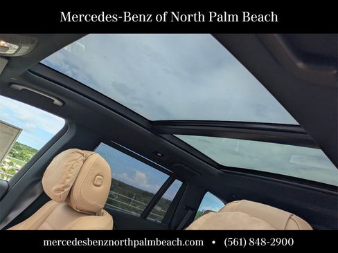 New 2026 Mercedes-Benz GLS 580 4MATIC image 9