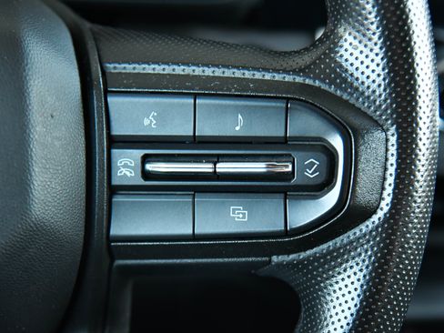 Used 2023 Chevrolet Colorado W/T image 32