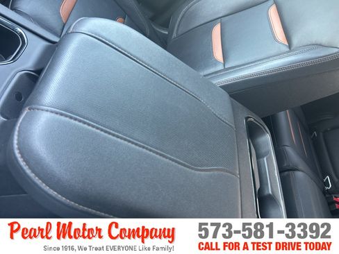 Certified 2024 GMC Sierra 1500 AT4 w/ Technology Package AWD/4WD image 22