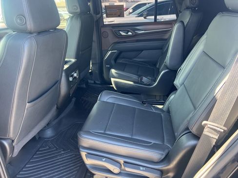 Used 2022 GMC Yukon Denali image 10