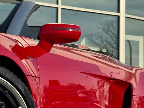 Used 2014 Audi R8 V10 w/ Full Leather Package image 16