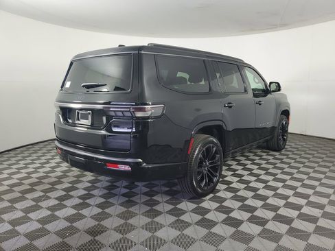 New 2026 Jeep Grand Wagoneer Summit AWD/4WD image 4