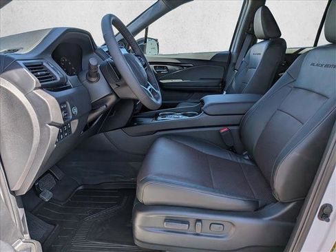 New 2026 Honda Ridgeline Black Edition image 4