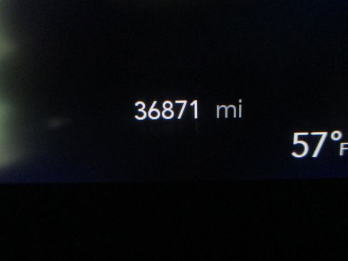 Used 2024 Chrysler Pacifica Touring-L image 22