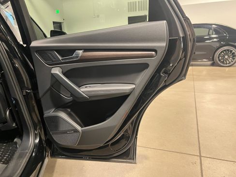 Used 2023 Audi Q5 2.0T Premium Plus w/ Premium Plus Package image 38