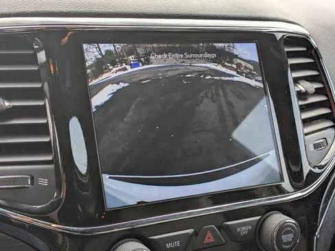 Certified 2022 Jeep Grand Cherokee Limited AWD/4WD image 20