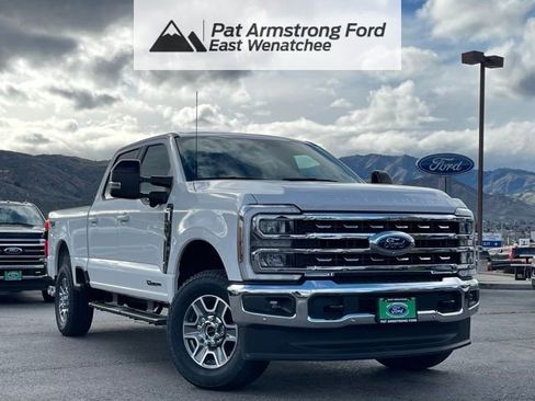 New 2026 Ford F250 Lariat w/ Lariat Premium Package AWD/4WD image 1
