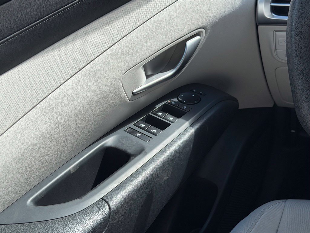 Used 2025 Hyundai Tucson SEL AWD/4WD image 8