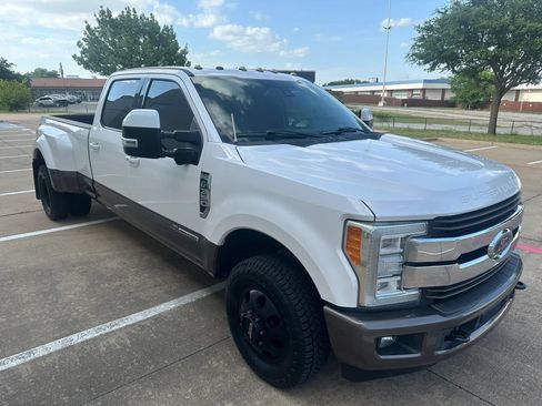 Used 2017 Ford F350 King Ranch w/ King Ranch Ultimate Package RWD image 6