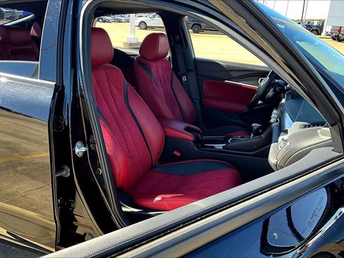 Used 2024 Acura Integra A-Spec image 8