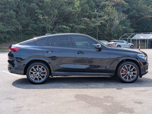 Used 2023 BMW X6 xDrive40i w/ M Sport Package AWD/4WD image 10