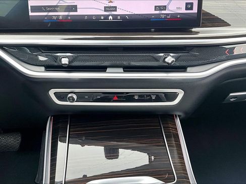 Used 2024 BMW X5 sDrive40i w/ Premium Package image 41