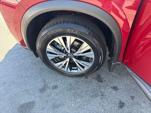 Used 2023 Nissan Rogue SV image 27