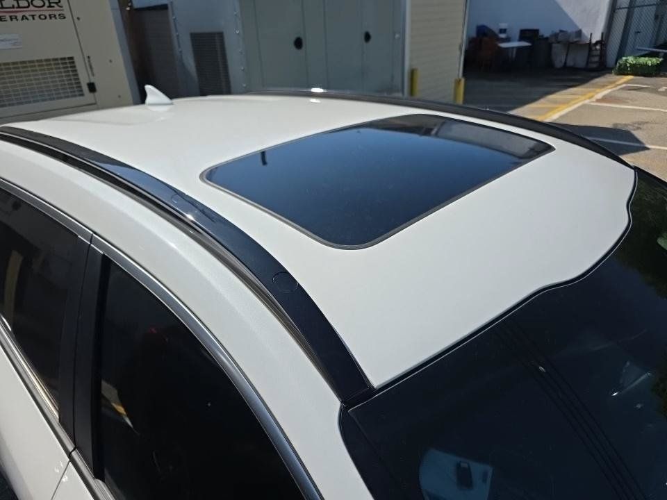 Certified 2023 Kia Niro Wave FWD image 7