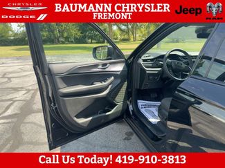 New 2025 Jeep Grand Cherokee L Laredo w/ Trailer Tow Package AWD/4WD video 2