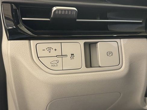 Used 2026 Kia Sportage SX image 30