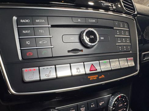 Used 2018 Mercedes-Benz GLS 550 4MATIC w/ Driver Assistance Package image 43