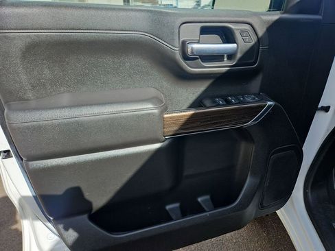 Used 2021 Chevrolet Silverado 1500 RST w/ Z71 Off-Road Package image 10