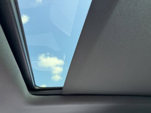 New 2026 Volkswagen Atlas Cross Sport SEL Premium R-Line image 18