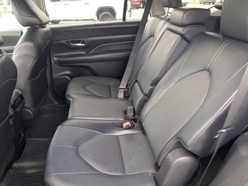 Used 2024 Toyota Grand Highlander FWD image 14