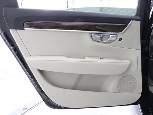 Used 2018 Volvo S90 T5 Momentum w/ Convenience Package AWD/4WD image 38